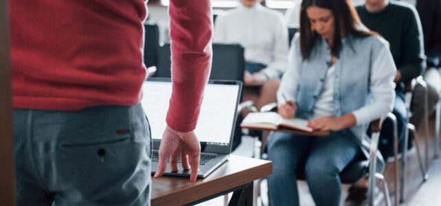 Faut-il passer par une prépa pour intégrer une grande école ? Faut-il passer par une prépa pour intégrer une grande école ?
